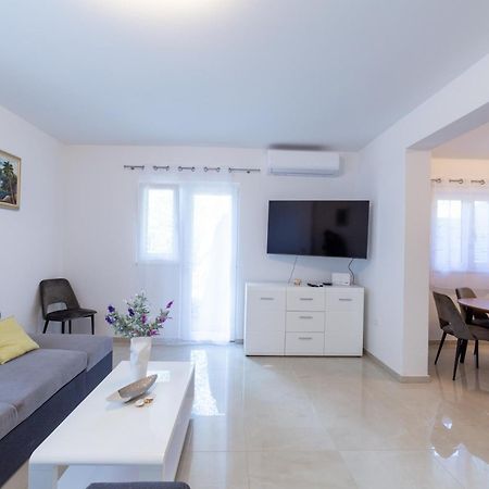 Serenity Split Bagian luar foto